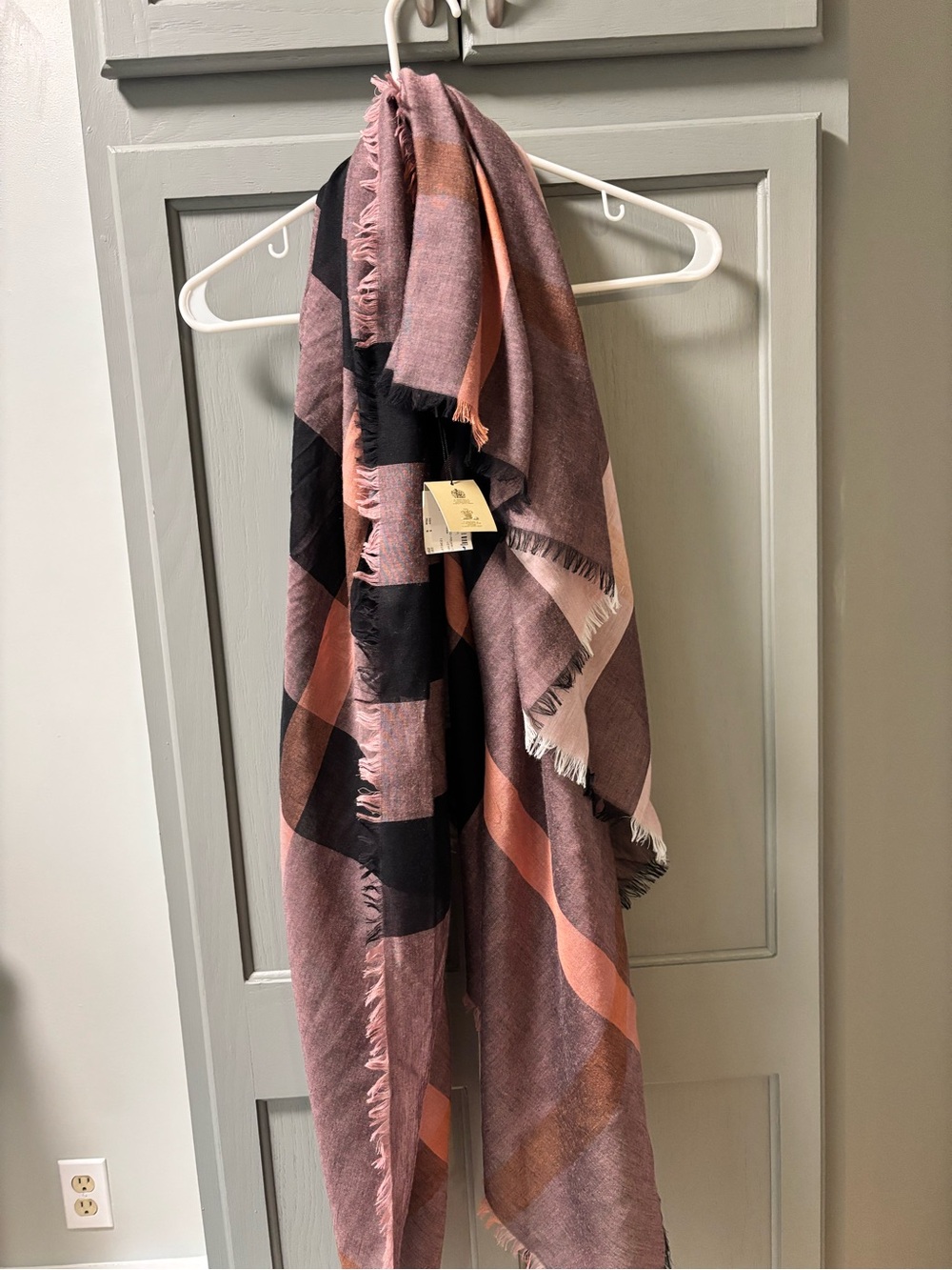 Burberry silk wool blend scarf
